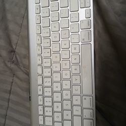  Apple Genuine Magic Keyboard