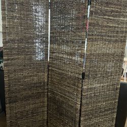 Room Divider/Folding Screen