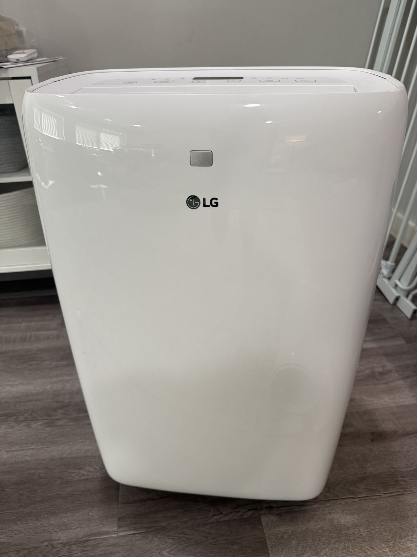LG Portable air conditioner- $120 OBO