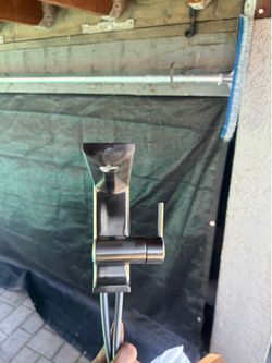 Brand new faucet never have been used. Need them gone.