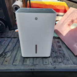 Dehumidifier 
