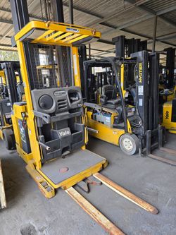 Yale Order Picker