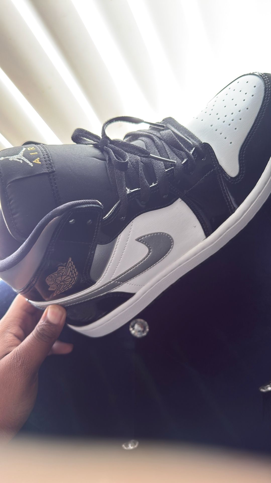 JORDAN 1s