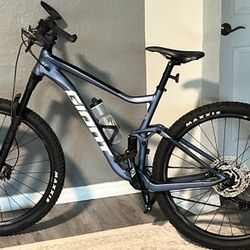 Giant Mountain bike For Sale 