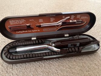 Vidal Sassoon Curling Iron w/ Case