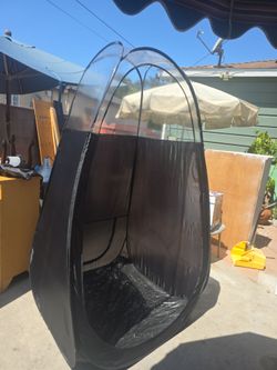 Pop up Tent ( Brand New )