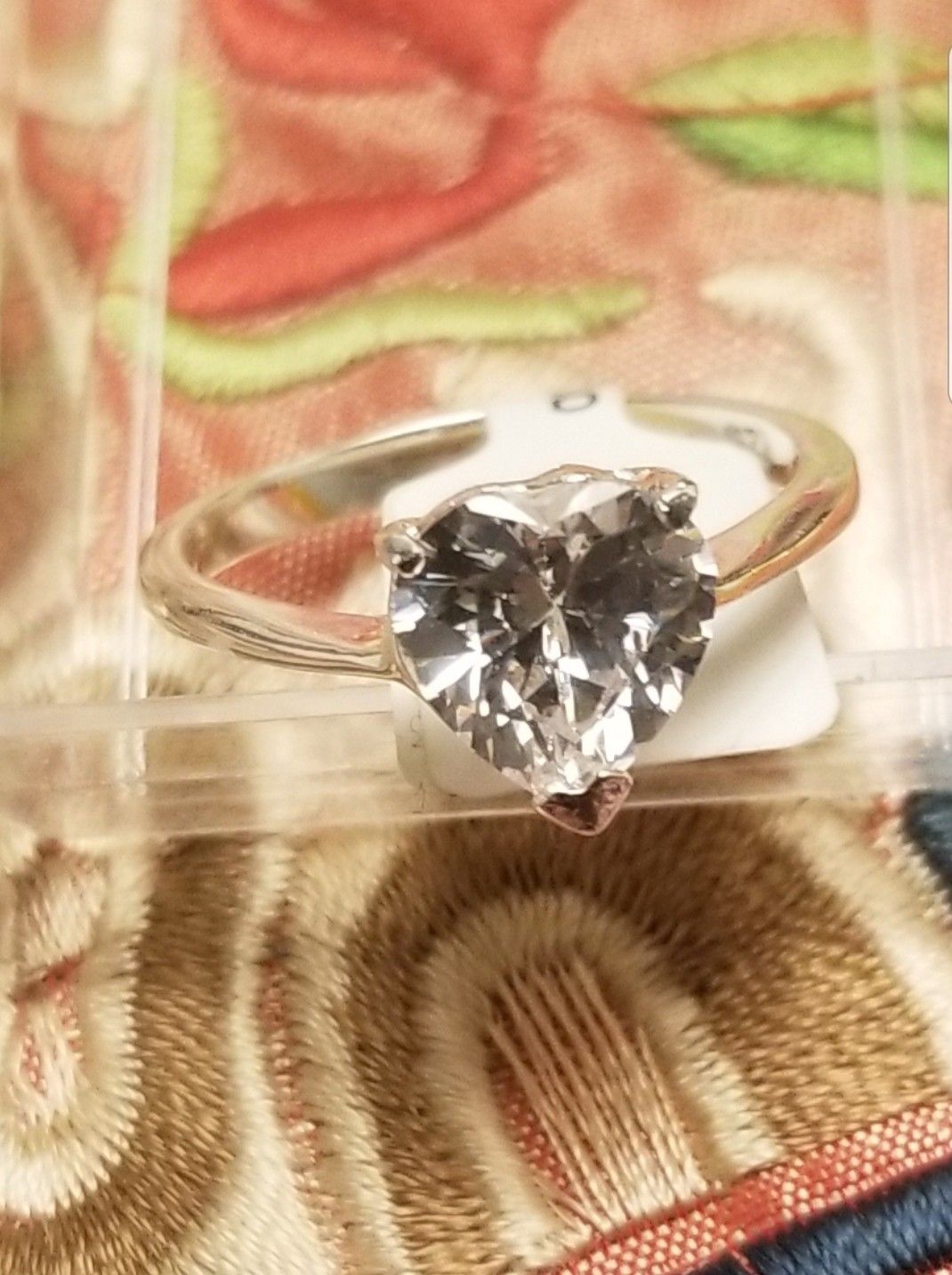 .925 Sterling Silver Ring Heart Size 7 Gift Boxed A1