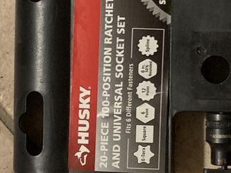 Husky universal sockets set