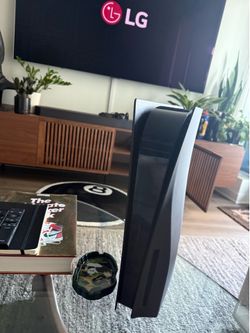 PlayStation 5 BLACK