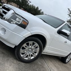 2013 Ford Expedition Limited Edition