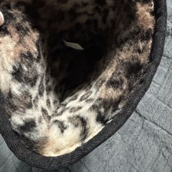Cheetah Uggs! 
