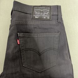Mans Levi’s  ( 511 ) Pants 