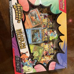 Pokémon Cards Deluxe Pin Collection