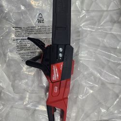 Milwaukee M18 Chainsaw 16in