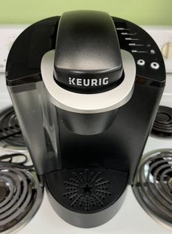 Keurig K 40 Elite Brewing, Coffee Maker System Plus Free K Cups 