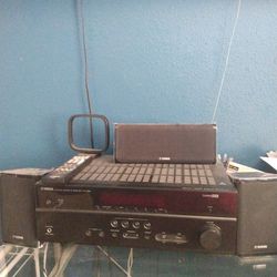 Yamaha Surround Sound System Home Theater 