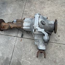 K2500 Suburban Front Differential 4.10