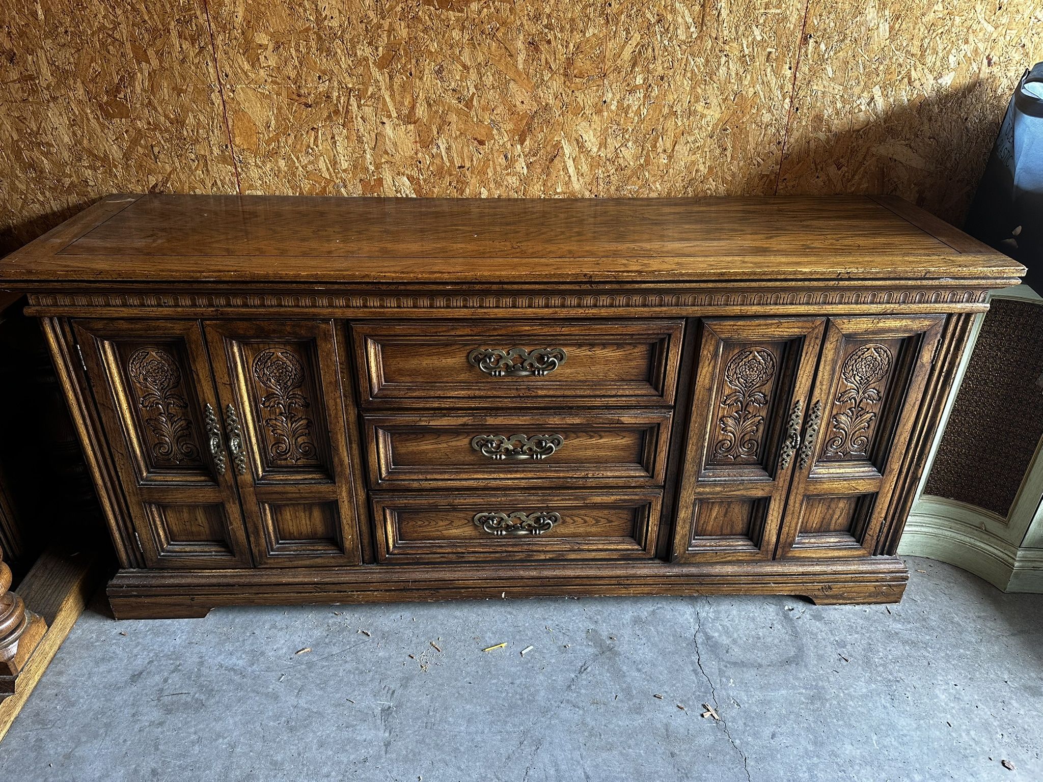 MCM 2-Piece Hutch + Matching Dining Table/Chairs
