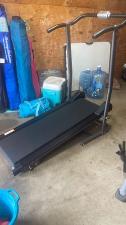 Manual treadmill