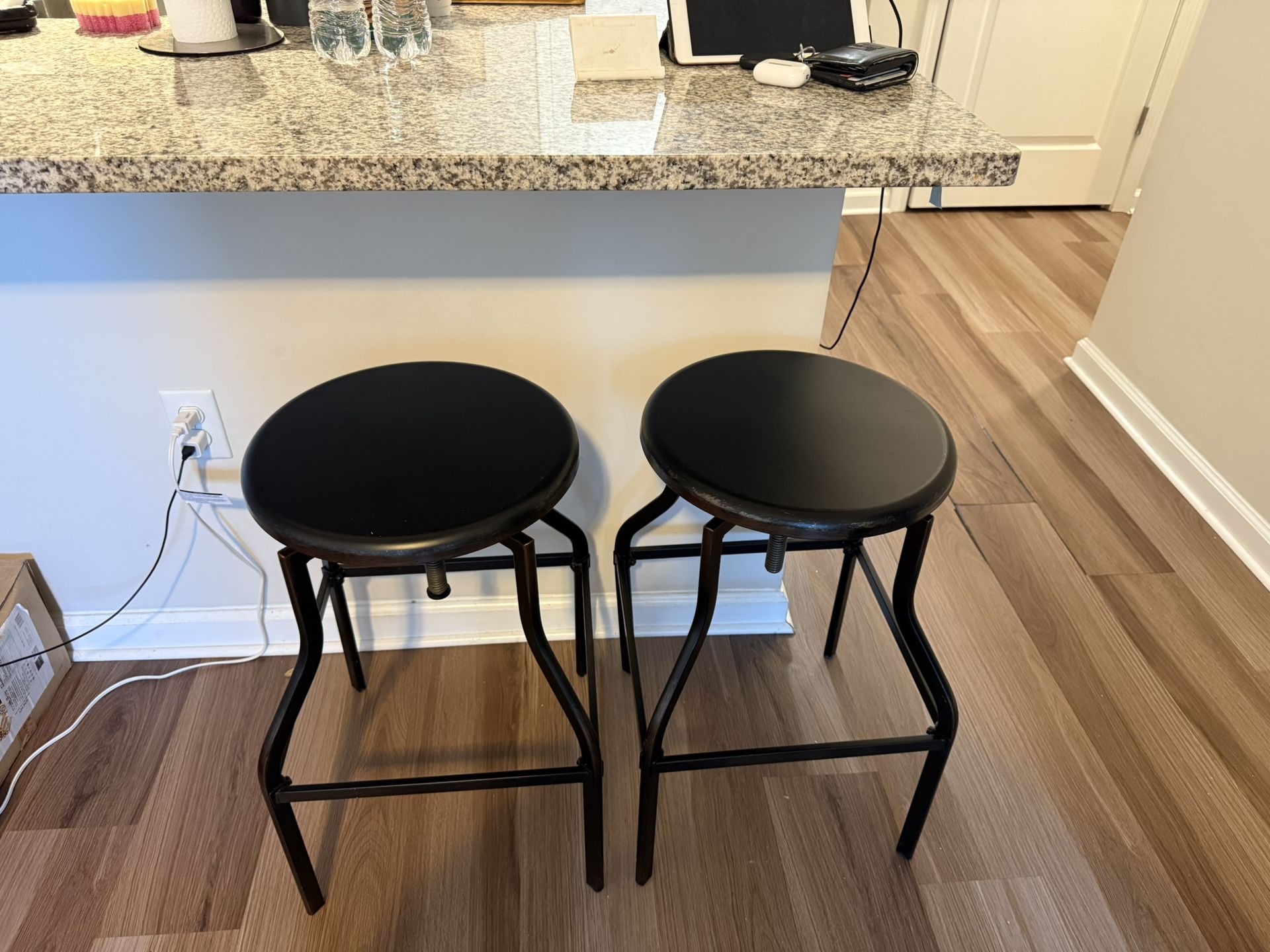 Adjustable Metallic Bar Stool