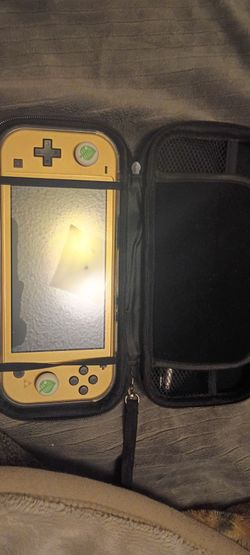 Nintendo switch light Zelda gold edition