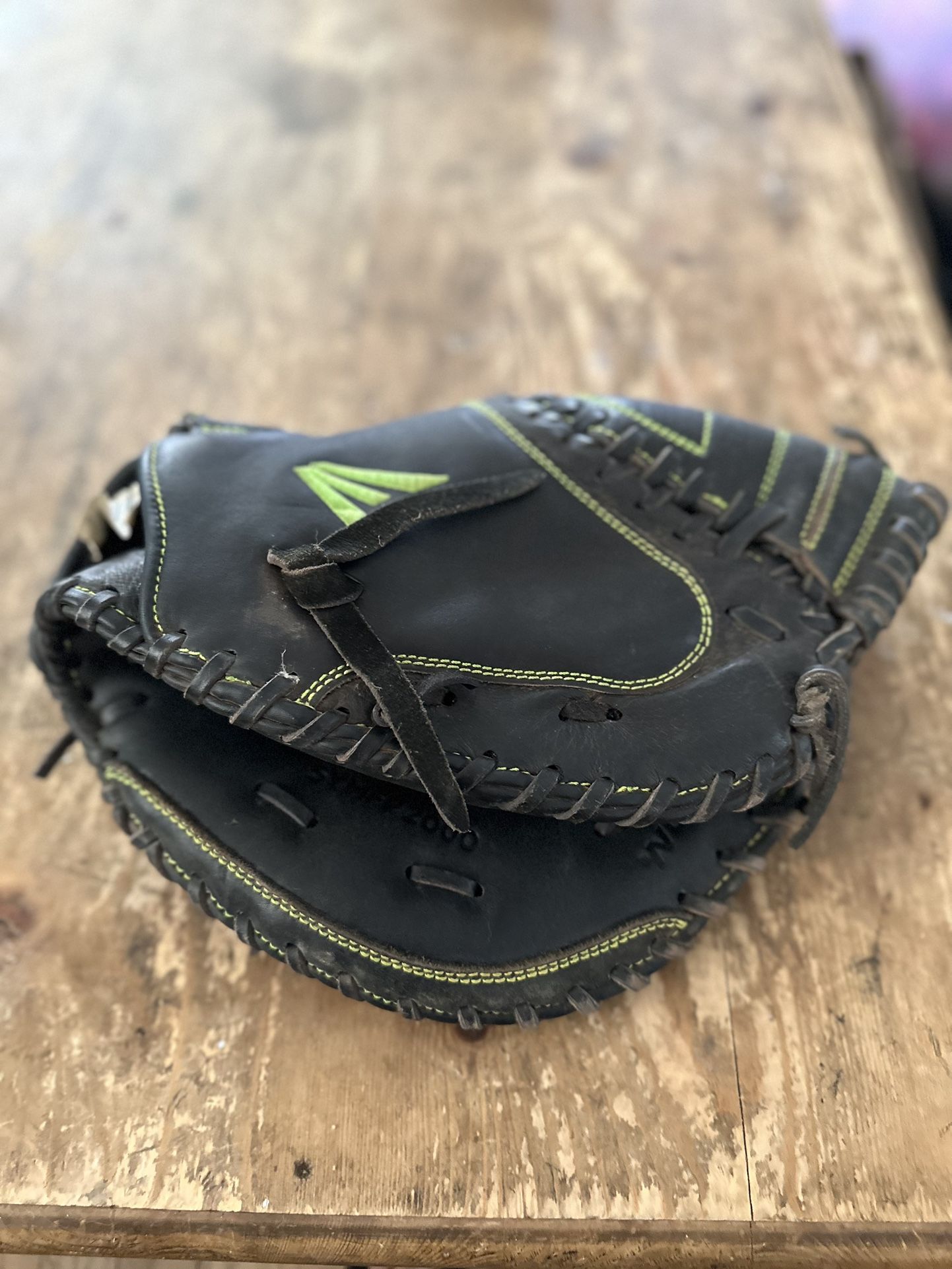 Softball Easton Catchers Glove