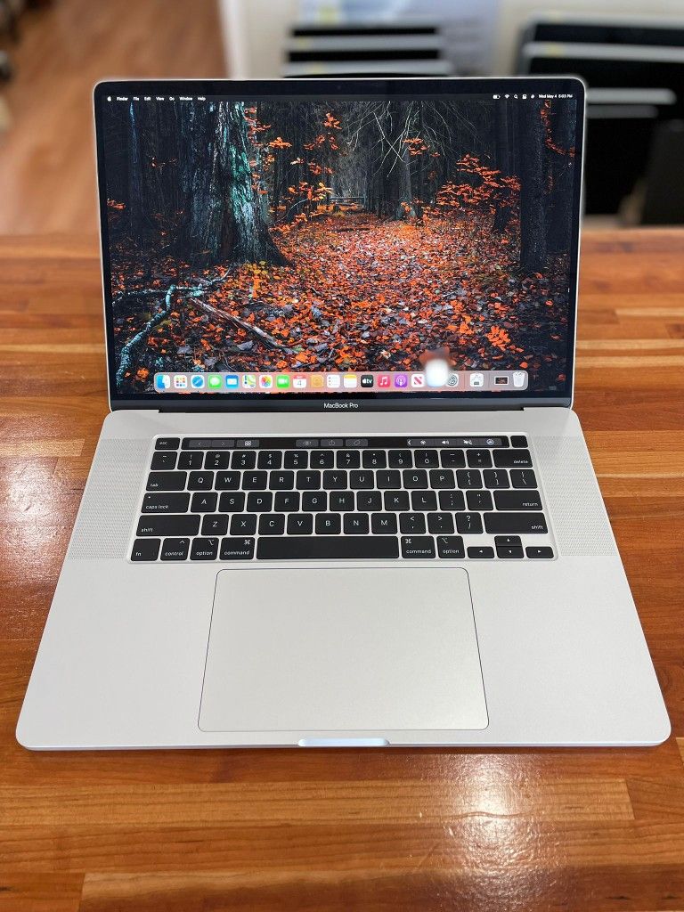 Apple MacBook Pro 2019 16” 8CORE i9 32GB RAM 1TB Like New Fully