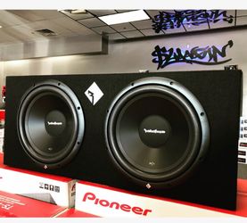 Rockford fosgate 12” car audio subs with box