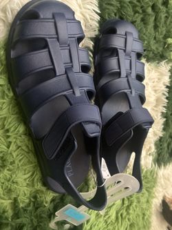 New Boys Size 6 Water Sandals Children’s Place