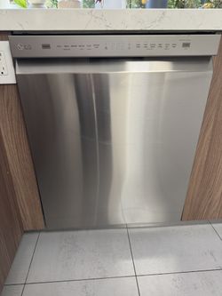 LG Dishwasher 