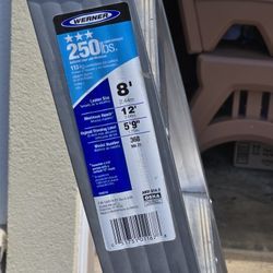 Aluminum Step Ladder  8FT