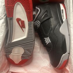 Jordan 4 Bred Reimagined Size 10.5 New