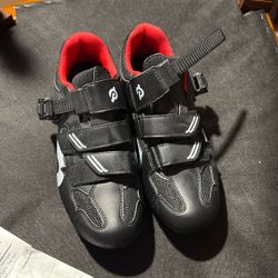 Peloton Size 37 Shoes