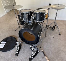 Complete 5 piece drum set 22” bass 14” maple lacquer snare new quiet cymbals stands double pedal throne $375 cash in Upland 91784