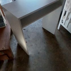 Small White Table Great Condiction 