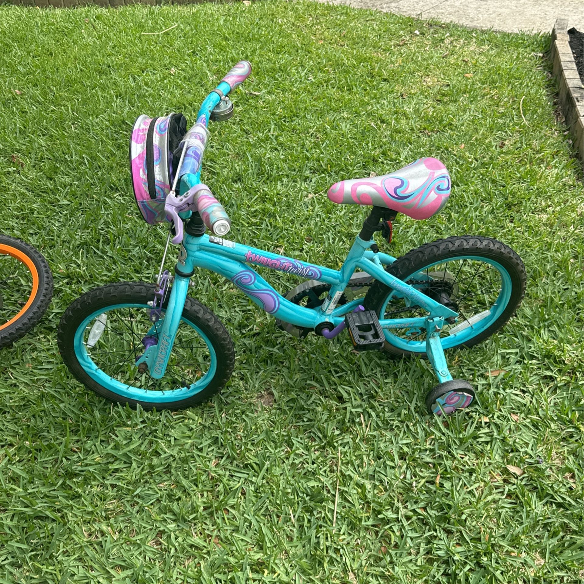 Girls Bike w/ Training Wheels