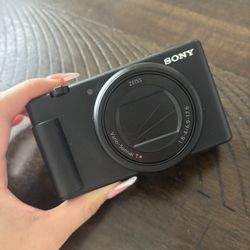 Sony ZV-1 Mark II (ZV-1M2) – Like New, Excellent Condition 