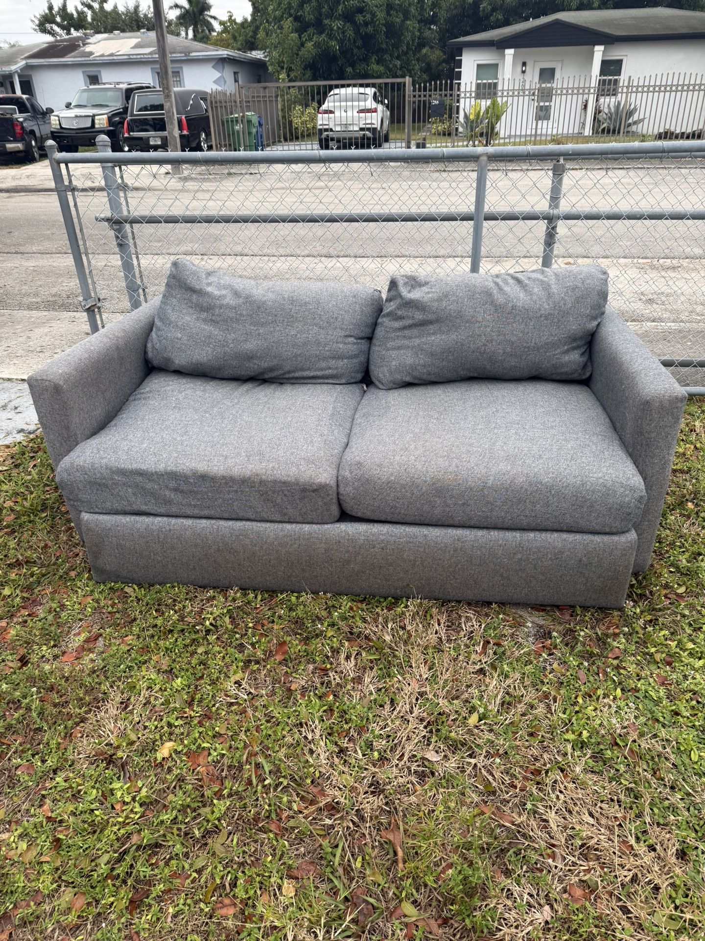 Free Gratis Sofa