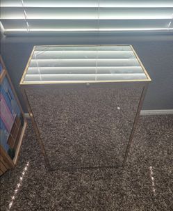 MIRROR GLASS STORAGE