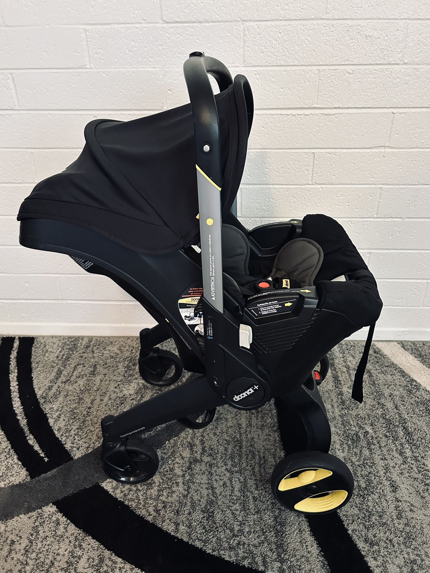 Black Doona Car Seat