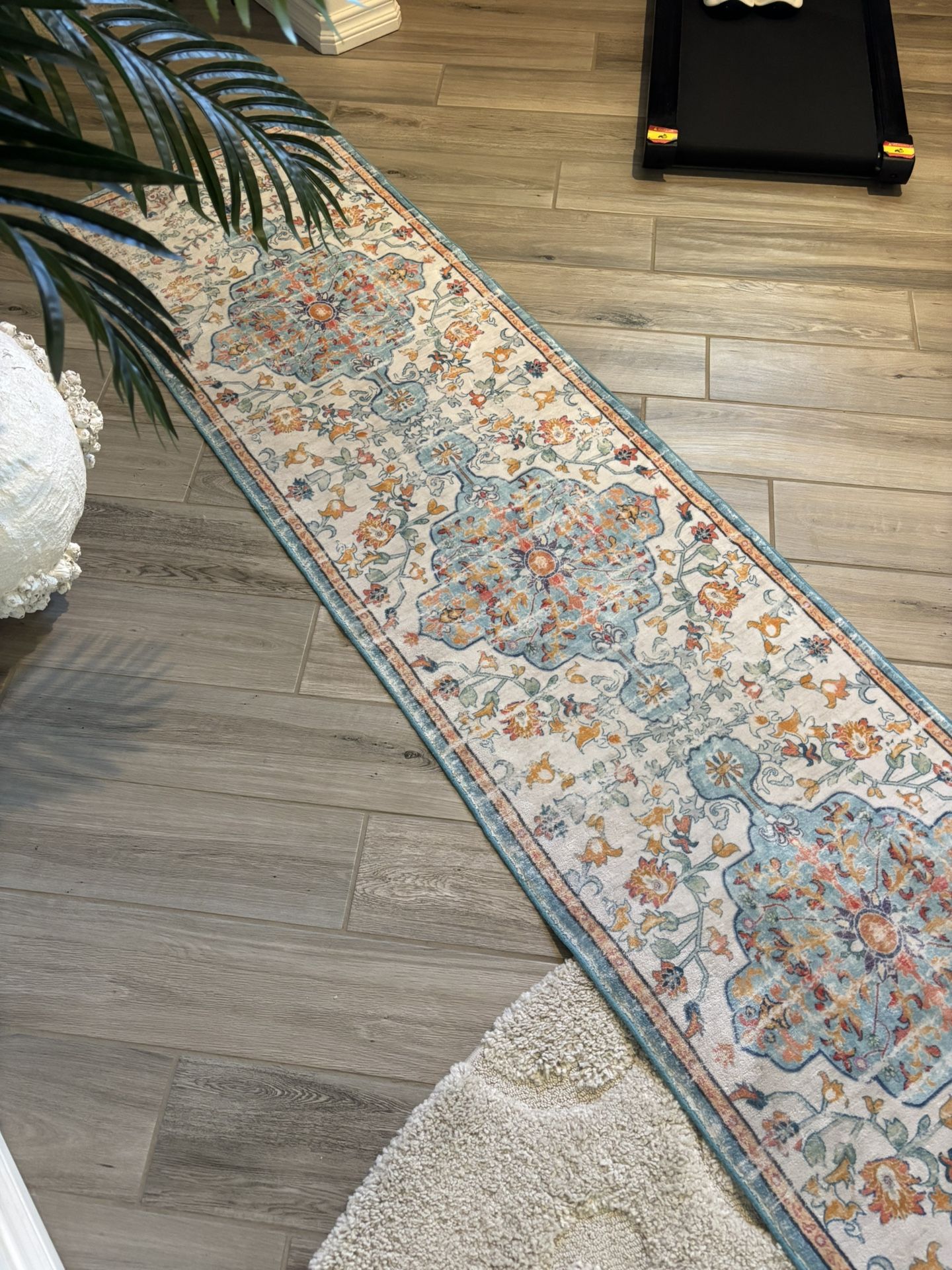 2X8 Faux Wool Hallway Rug