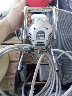 Poxurio 1200 airless paint sprayer