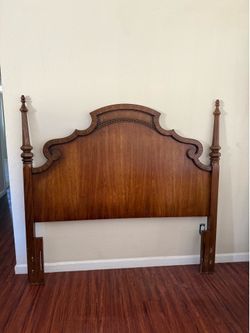 Vintage Full-Size Wood Headboard – Traditional Style