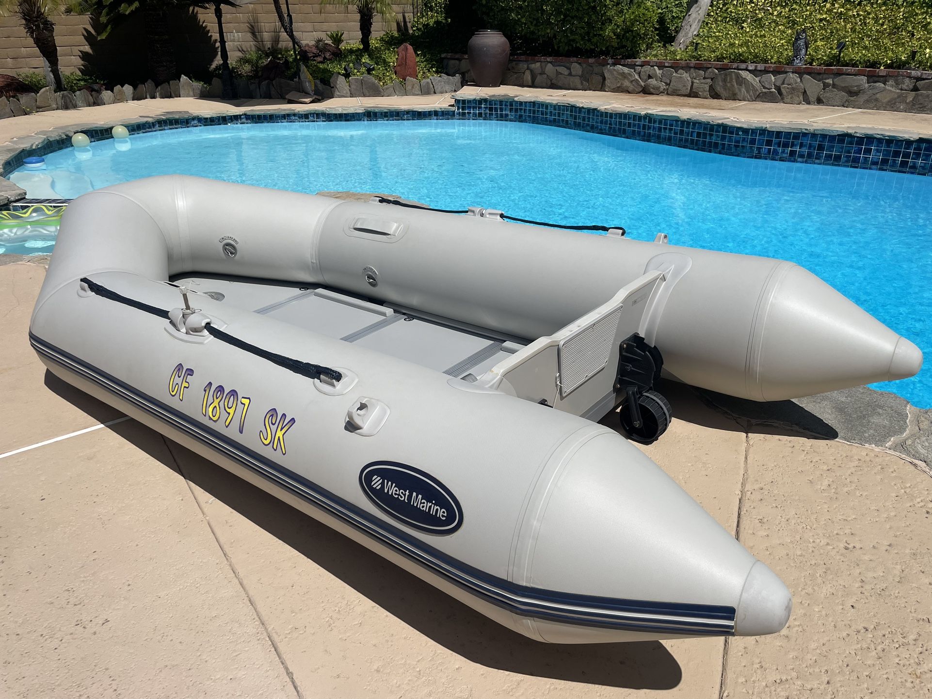 10 1/2 Dinghy