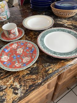 Dinnerware’ Set 