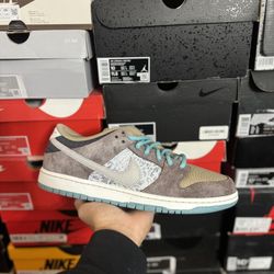 DS Nike SB Dunk Low Big Money Savings size 12