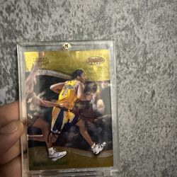 Kobe Autograph  Certified  Card -Bowman’s best 1998