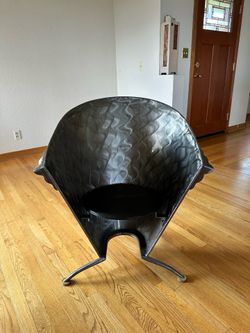 Mid century modern metal chair