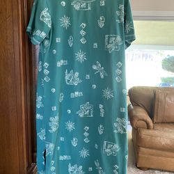 Woman’s Sarah Bentley Brand Cotton Long Dress Size Large