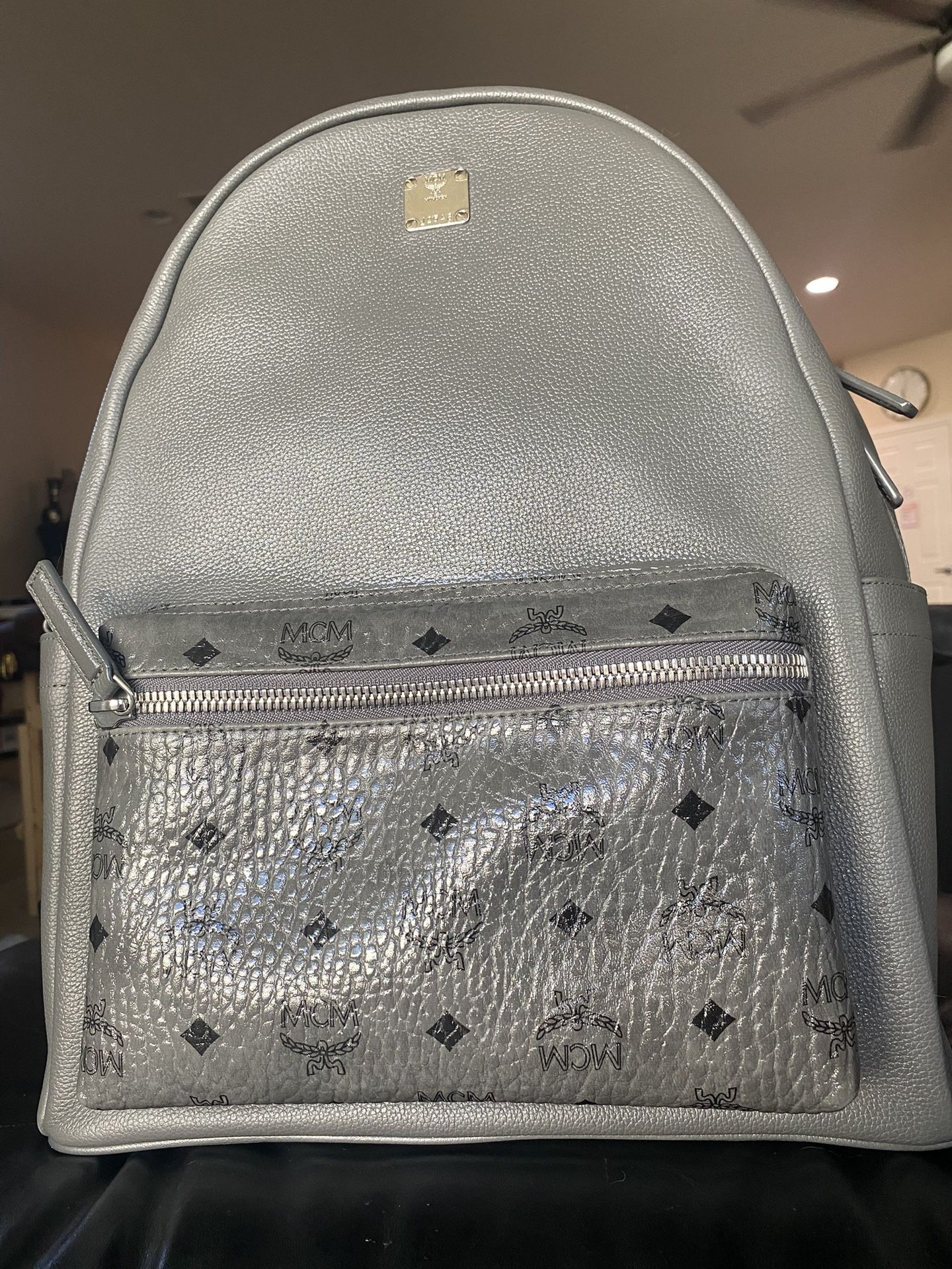 XL MCM Stark Leather Sea Turtle Backpack Authentic